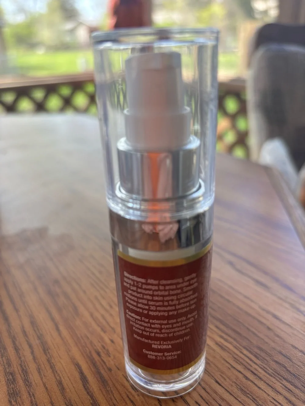 Revoria Anti-Aging Eye Serum — Red